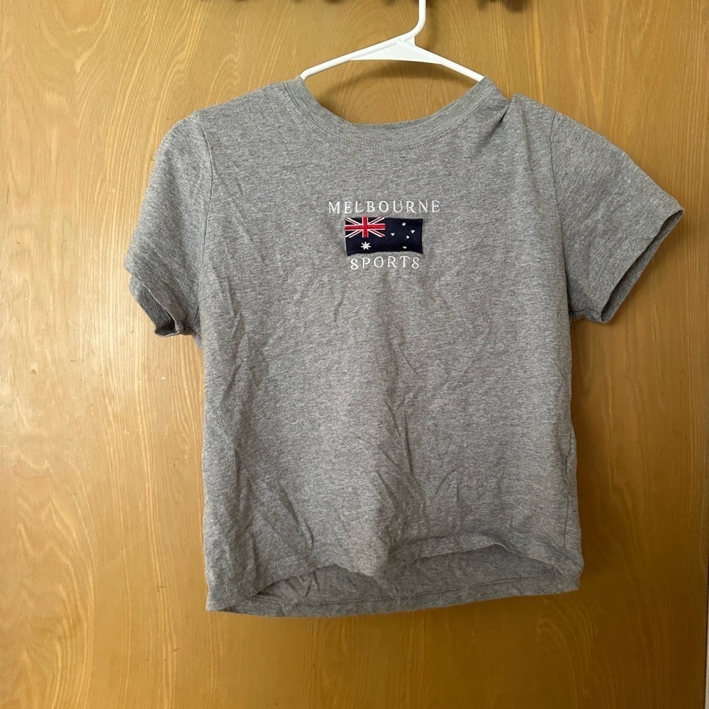 Forever 21 Gray Crop Top with Australian Flag